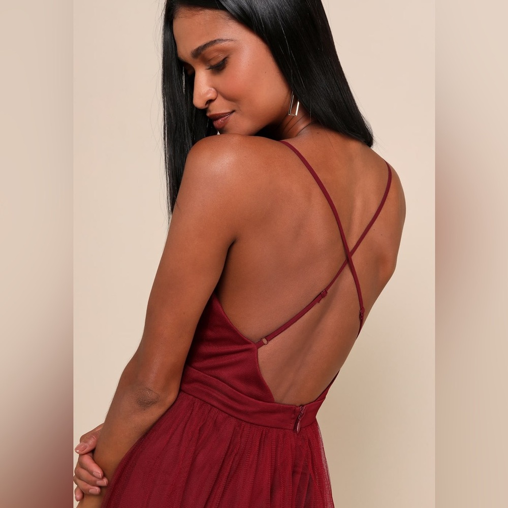 Lulu's Burgundy Rare Beauty Burgundy Tulle Backless Maxi Dress 1X - Picture 4 of 14